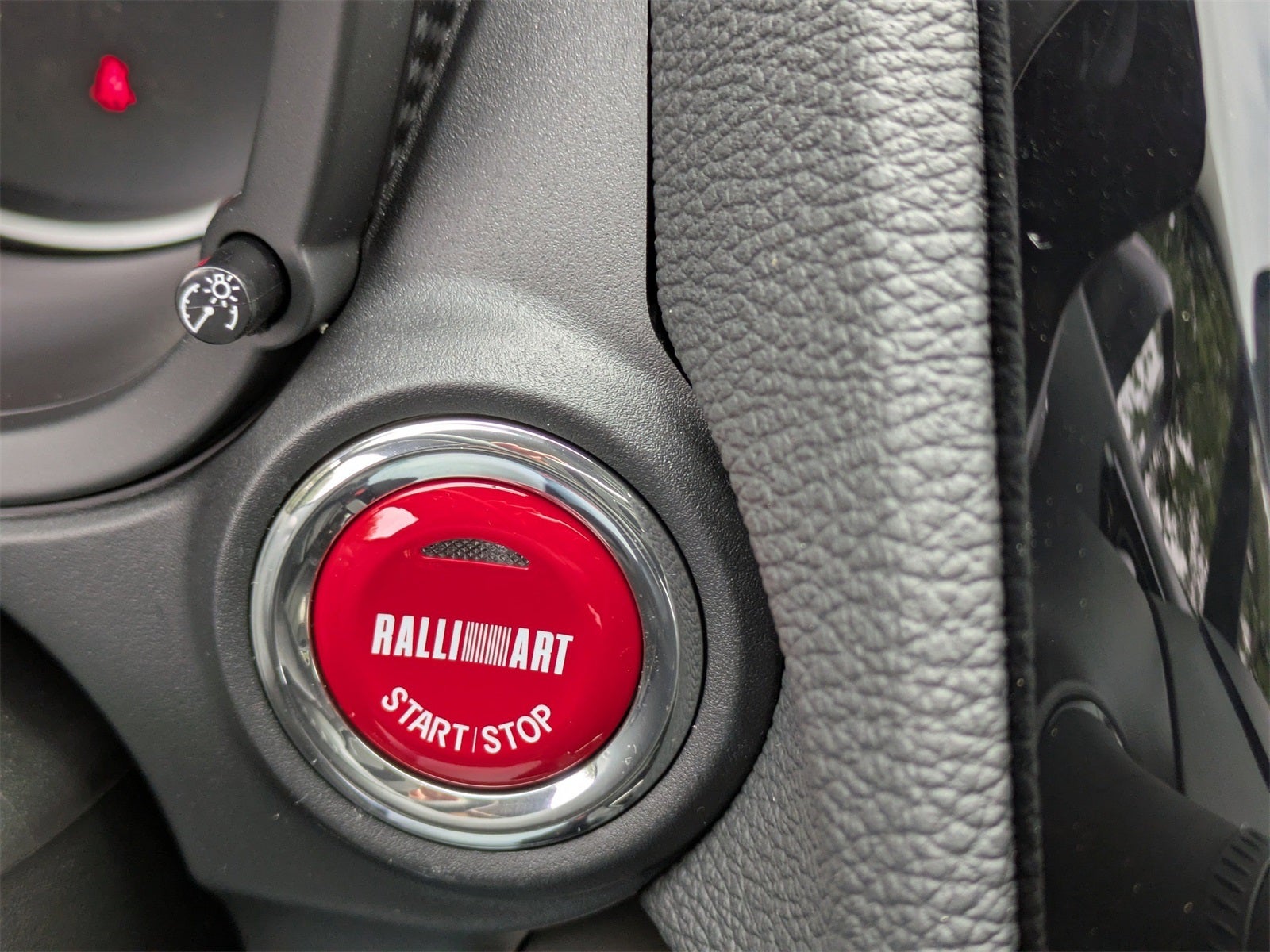 2026 Mitsubishi Eclipse Cross LE