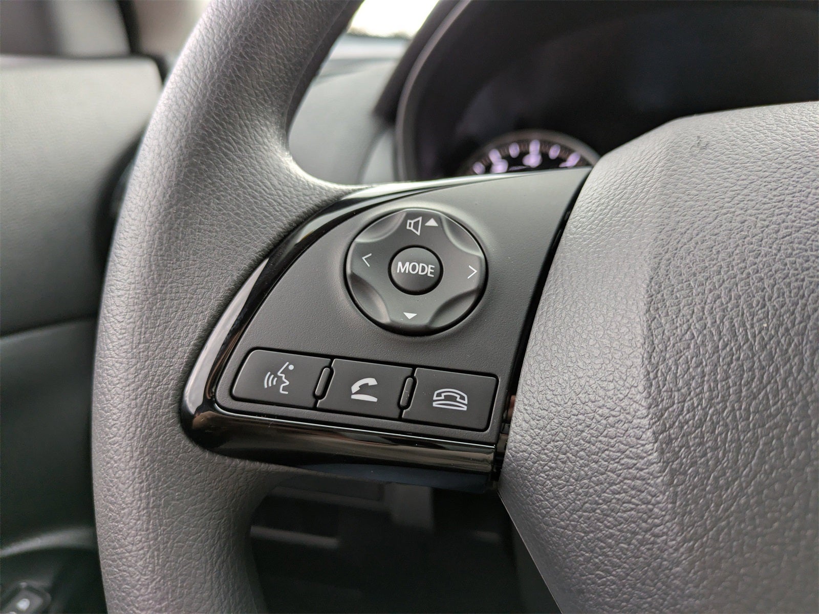 2026 Mitsubishi Eclipse Cross LE