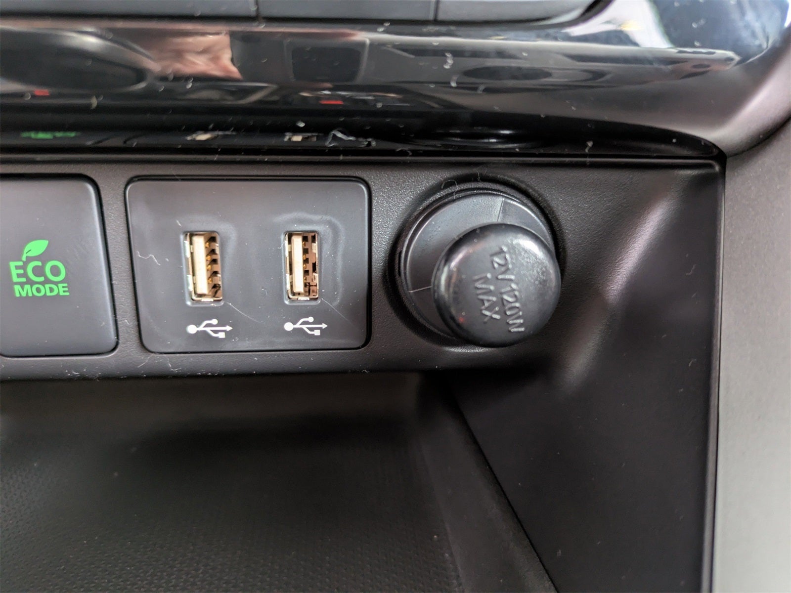 2026 Mitsubishi Eclipse Cross LE