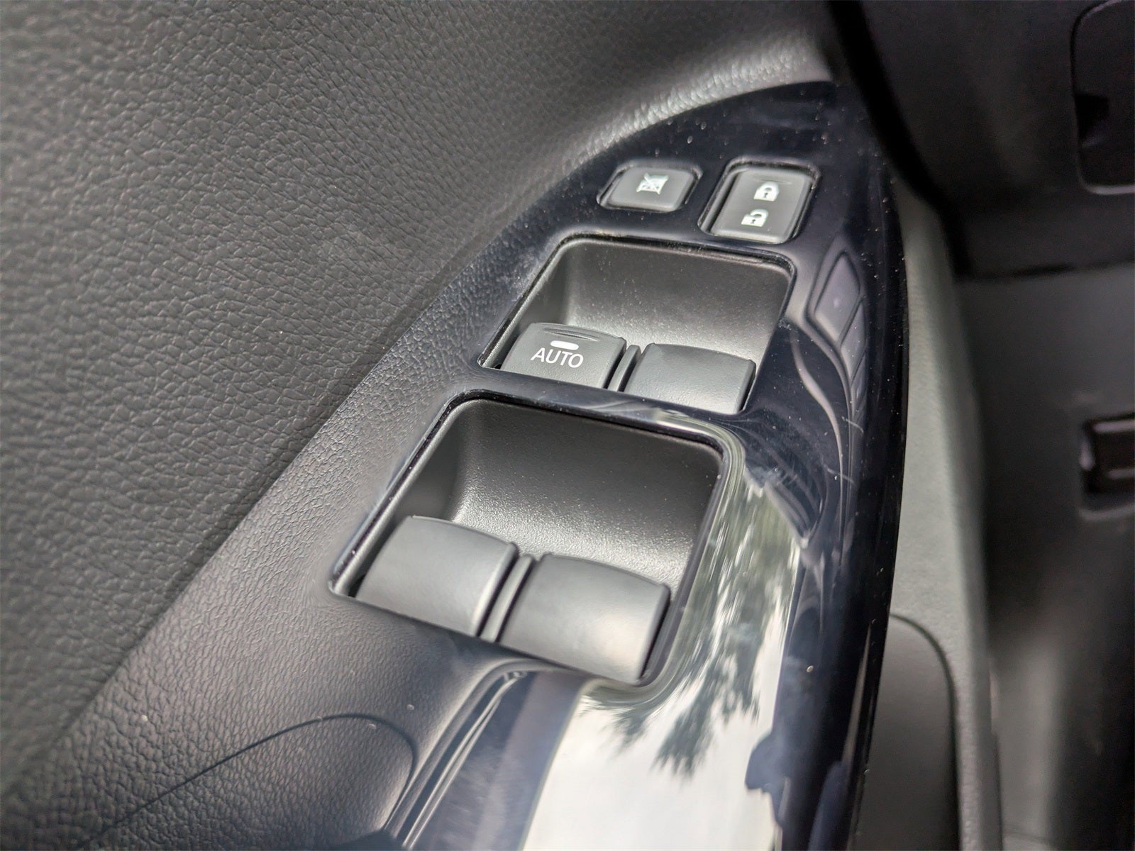 2026 Mitsubishi Eclipse Cross LE