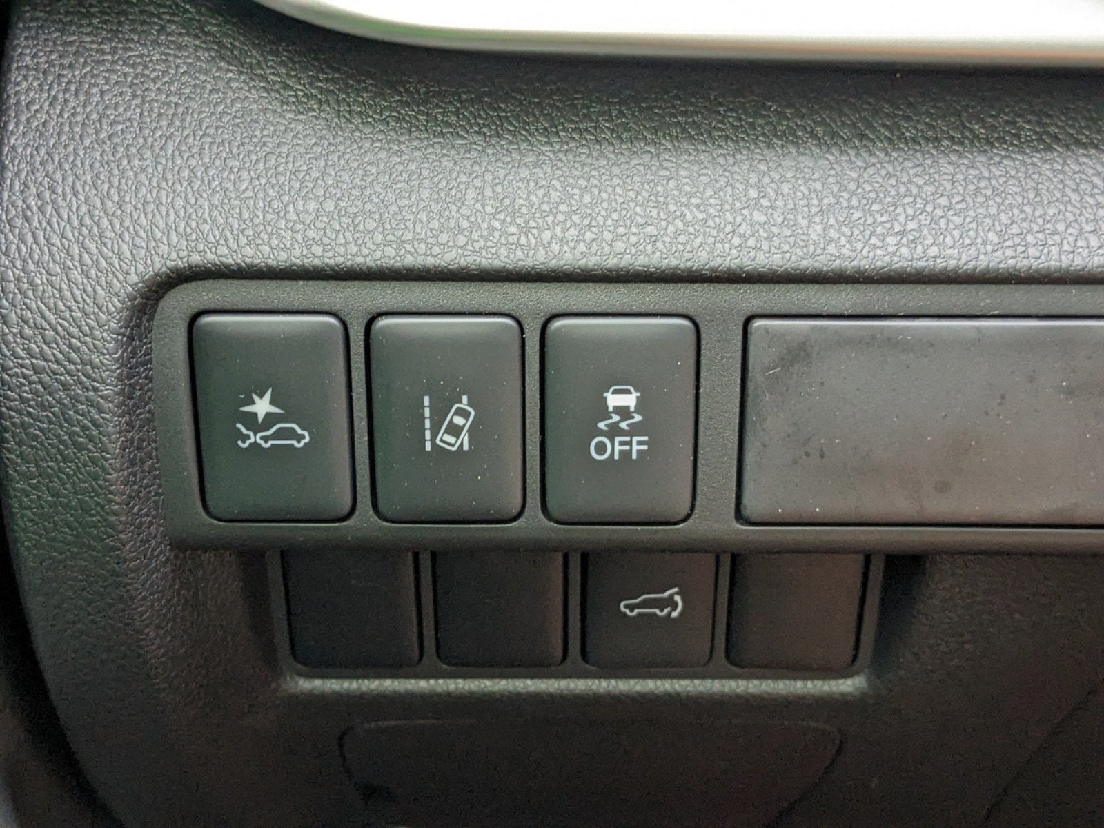 2024 Mitsubishi Eclipse Cross SEL