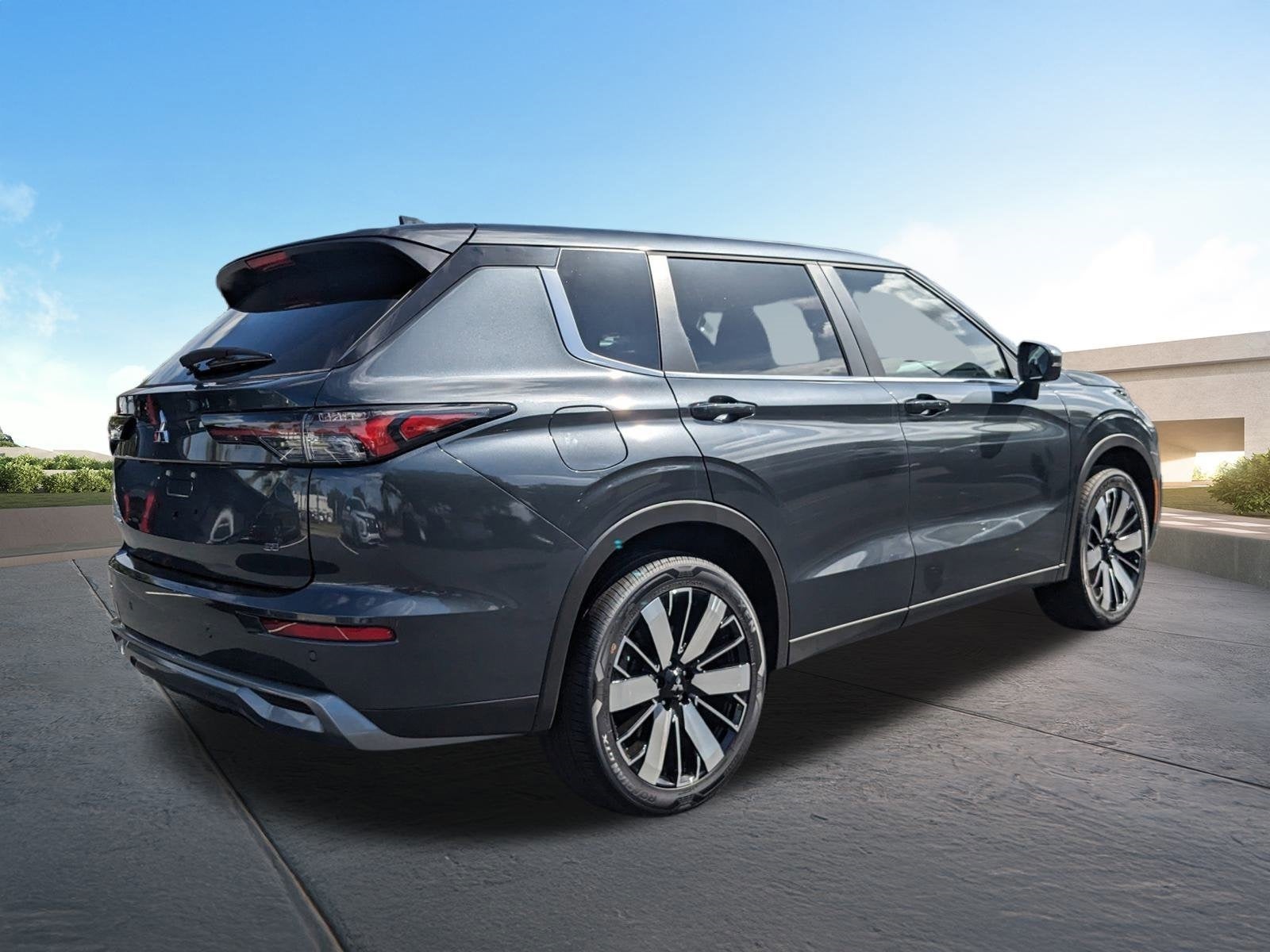 2025 Mitsubishi Outlander SEL