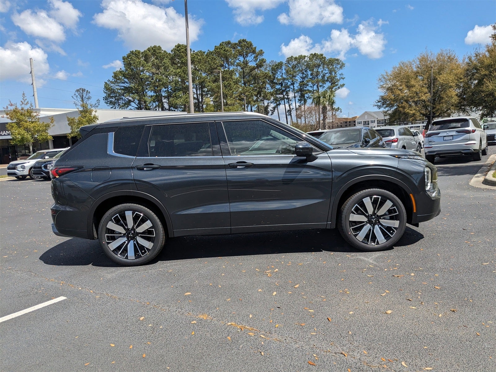 2025 Mitsubishi Outlander SEL