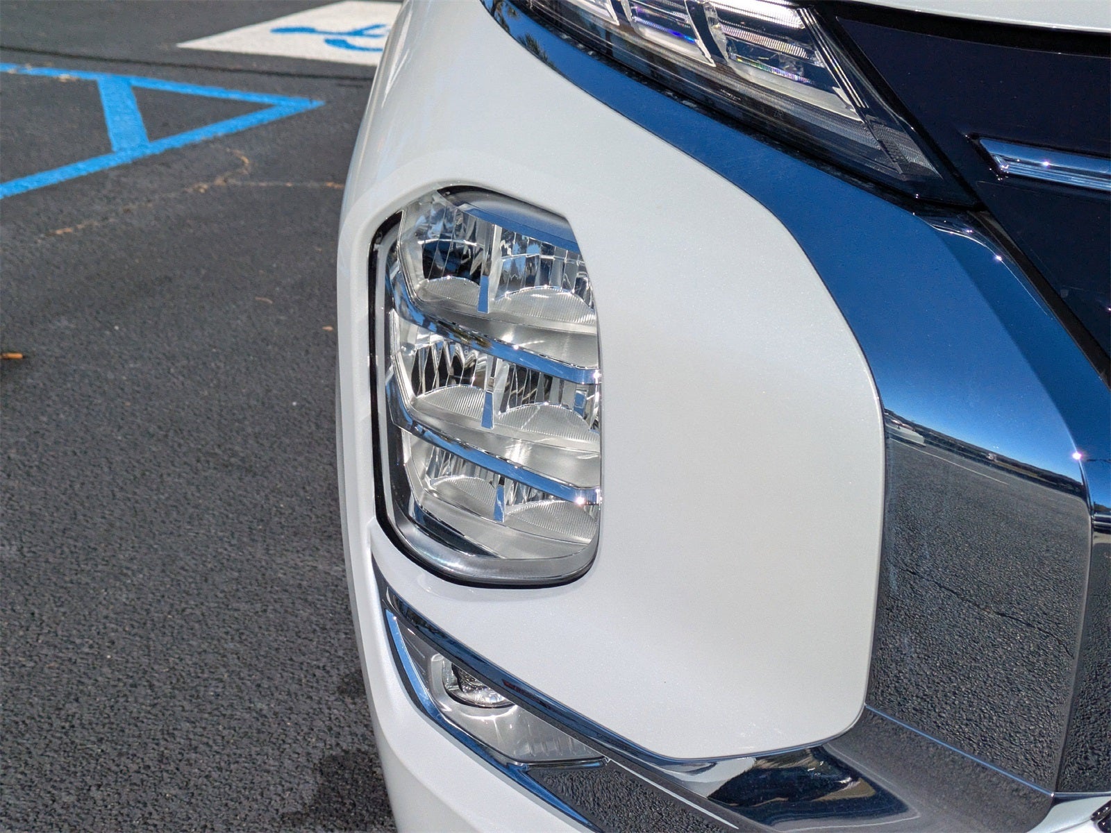 2026 Mitsubishi Outlander SEL