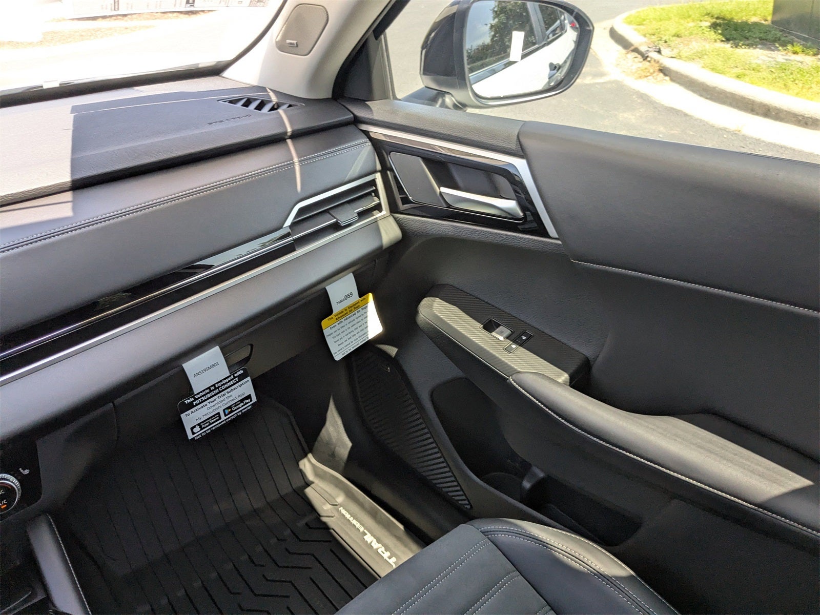 2025 Mitsubishi Outlander Trail Edition