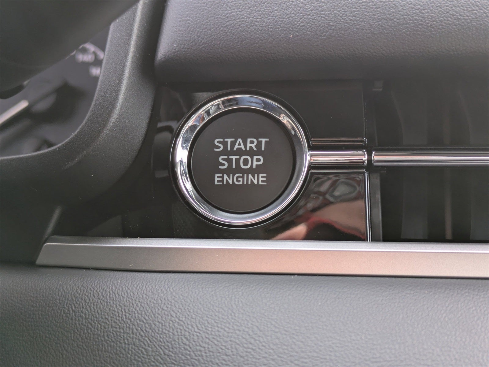 2026 Mitsubishi Outlander Trail Edition