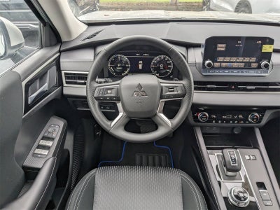 2025 Mitsubishi Outlander PHEV ES