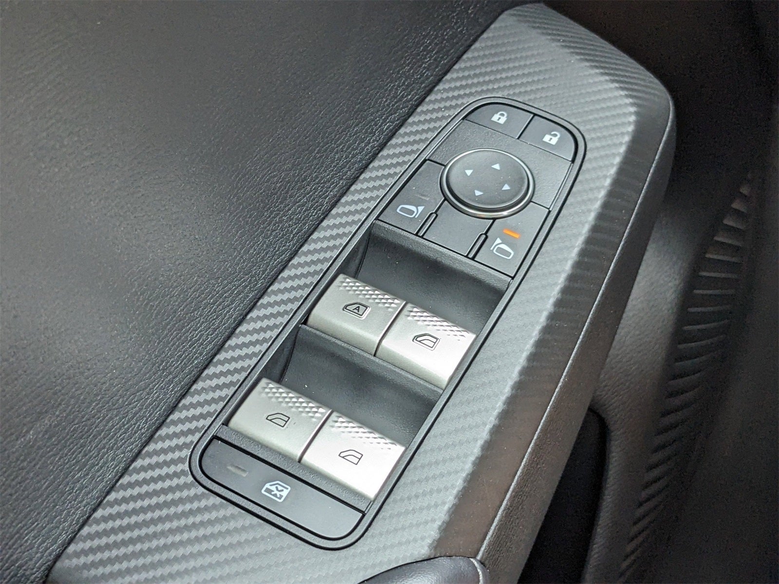 2025 Mitsubishi Outlander PHEV ES