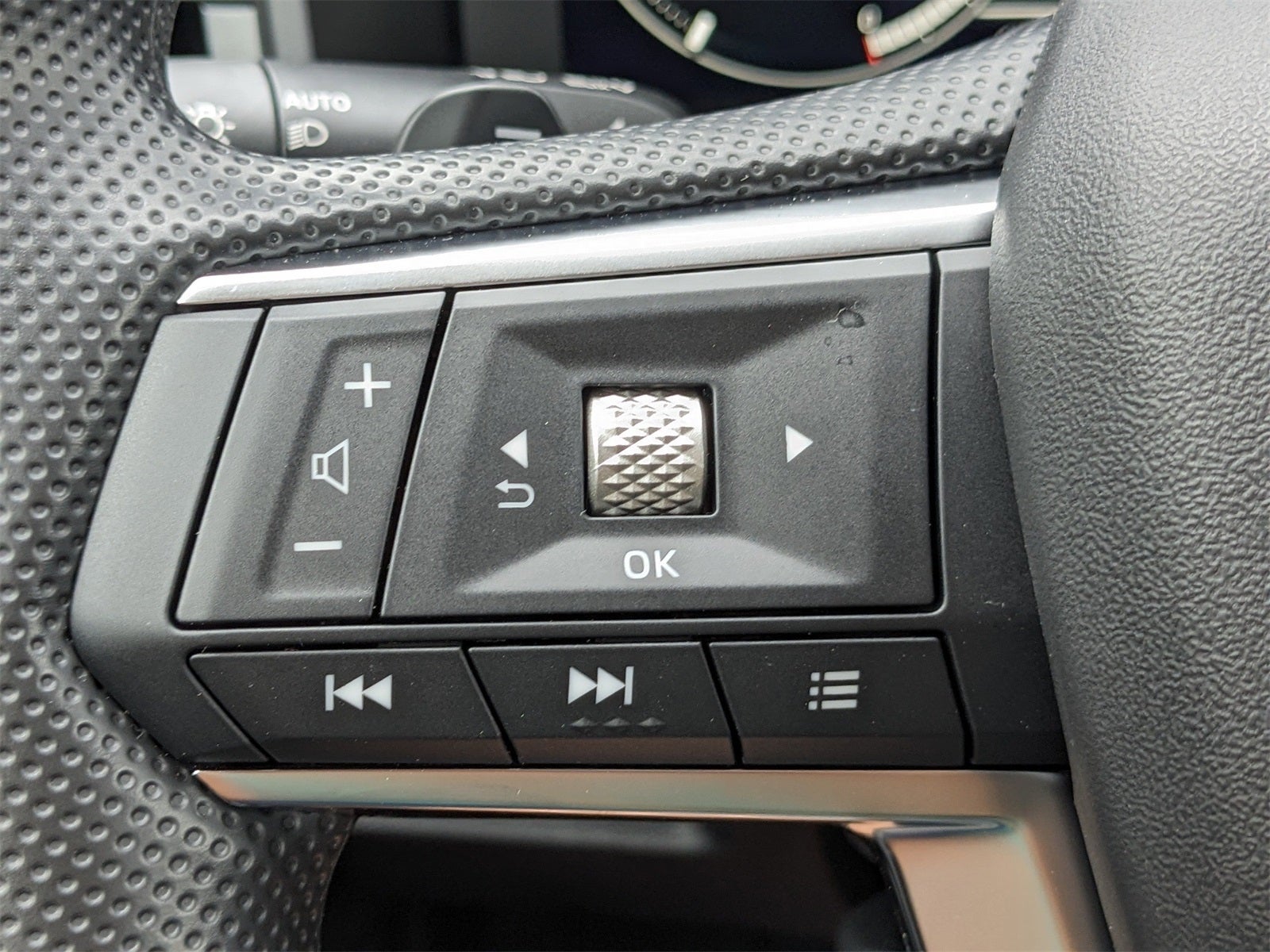 2025 Mitsubishi Outlander PHEV ES