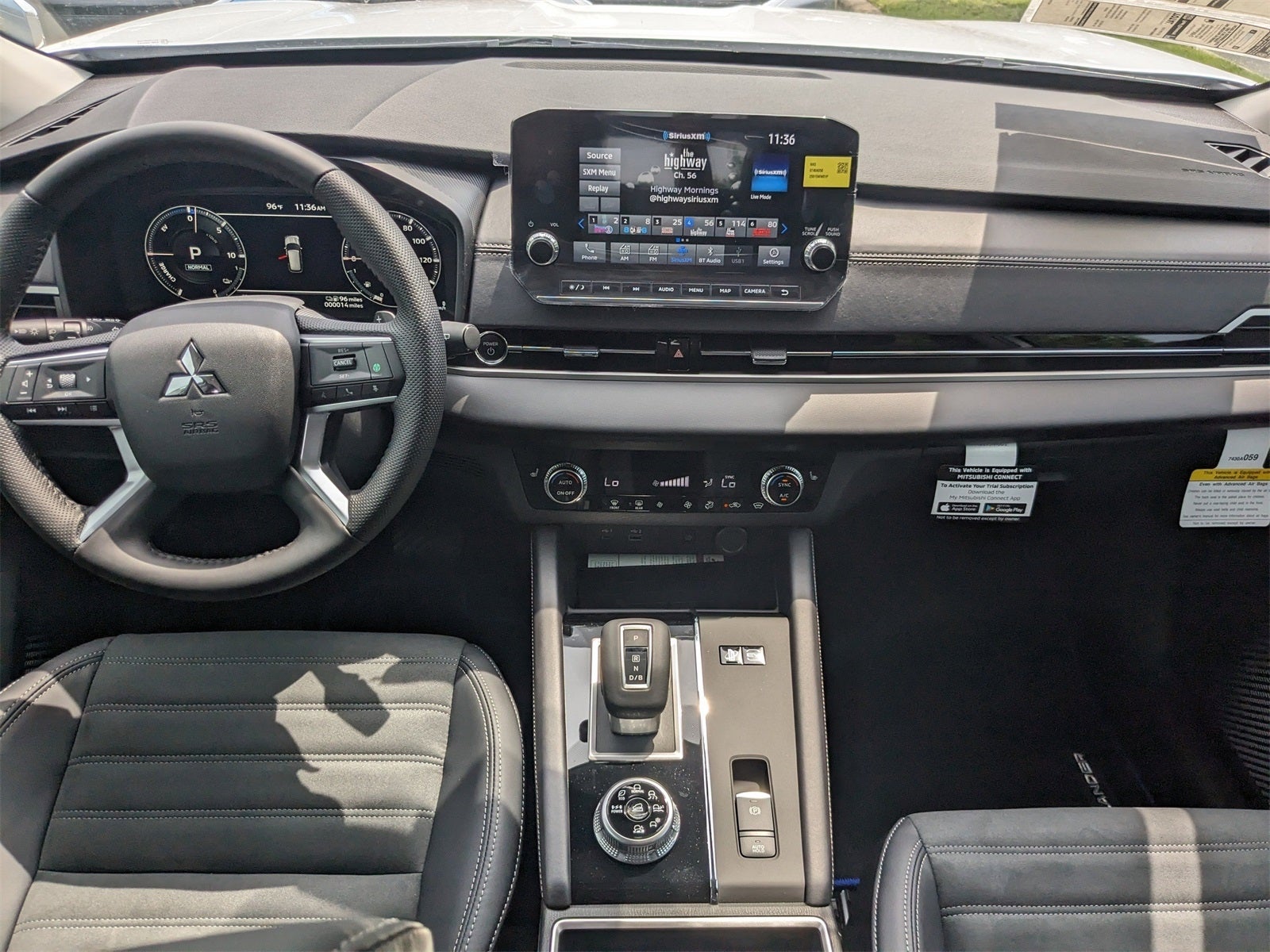 2025 Mitsubishi Outlander PHEV SE