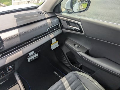 2025 Mitsubishi Outlander PHEV SE