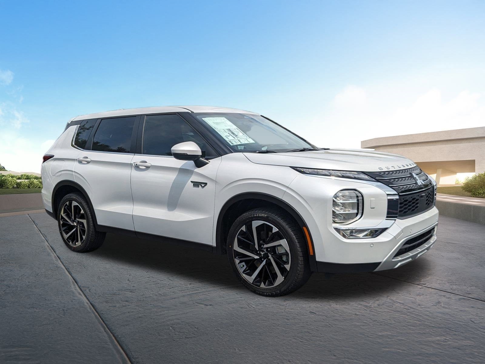 2025 Mitsubishi Outlander PHEV SE