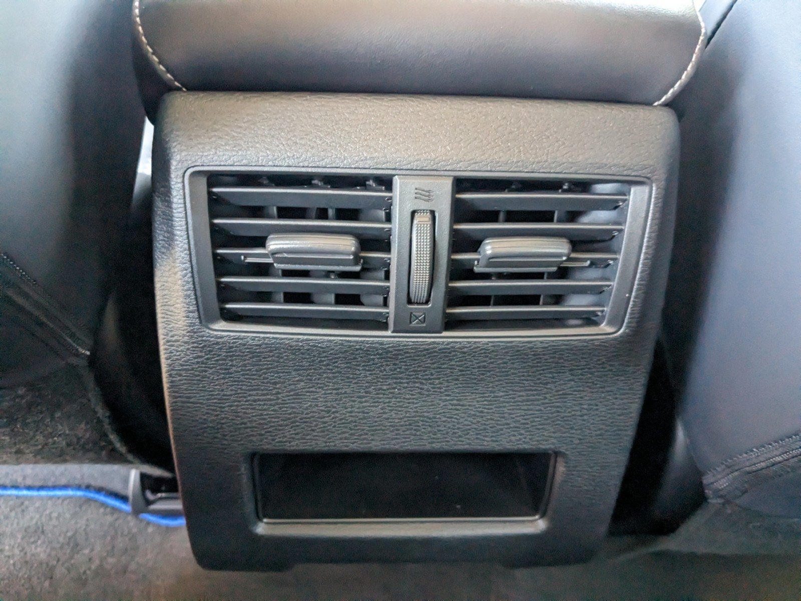 2025 Mitsubishi Outlander PHEV SE