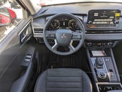 2025 Mitsubishi Outlander PHEV SE