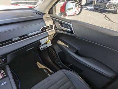 2025 Mitsubishi Outlander PHEV SE