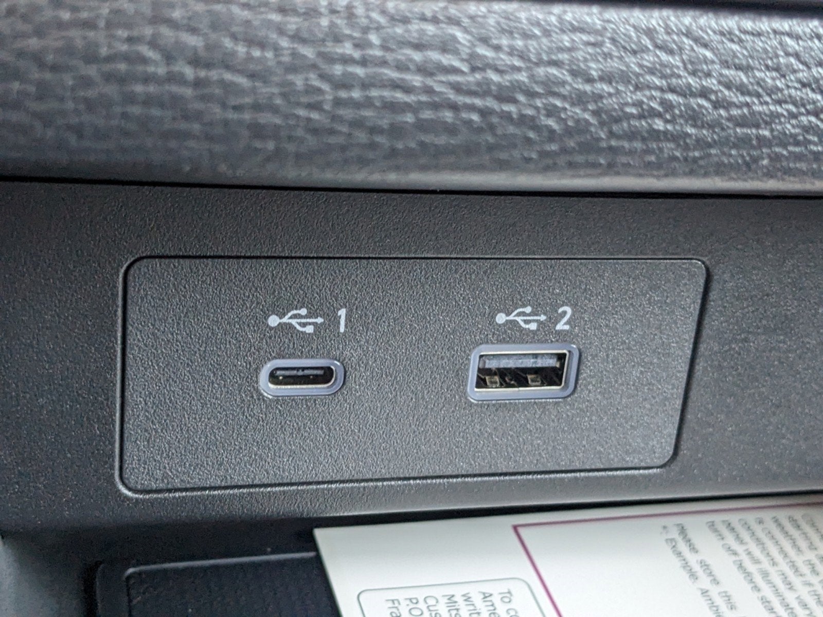 2025 Mitsubishi Outlander PHEV SE