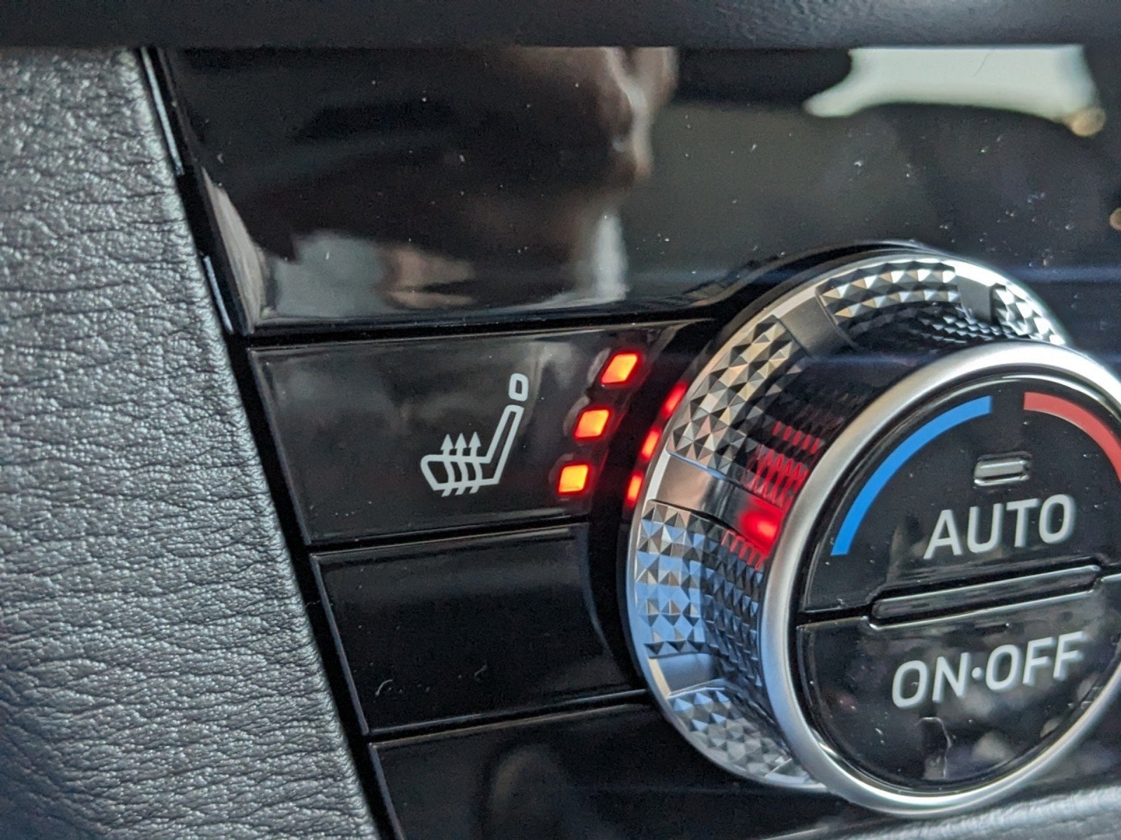 2025 Mitsubishi Outlander PHEV SE