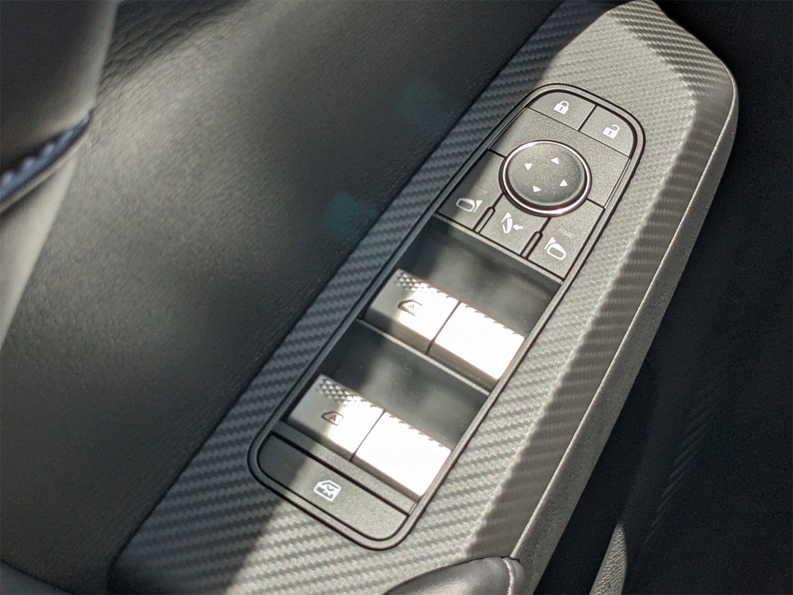 2025 Mitsubishi Outlander PHEV SEL Black Edition