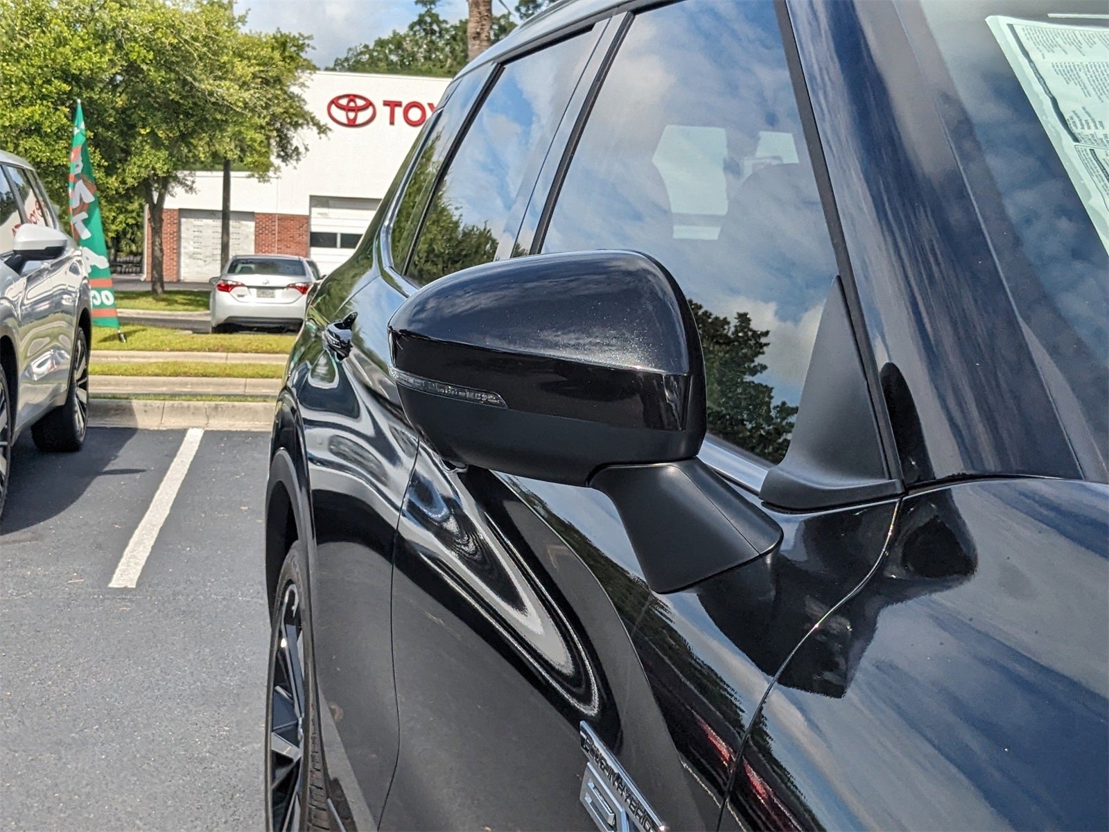 2025 Mitsubishi Outlander PHEV SEL Platinum Edition