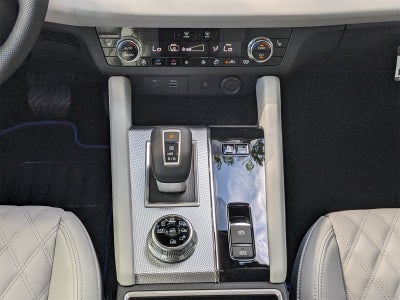 2025 Mitsubishi Outlander PHEV SEL Platinum Edition