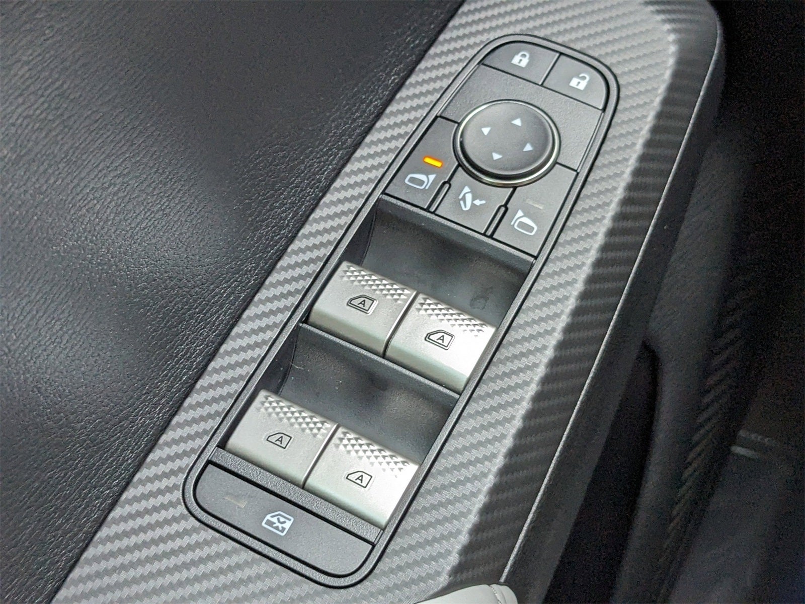 2025 Mitsubishi Outlander PHEV SEL Platinum Edition