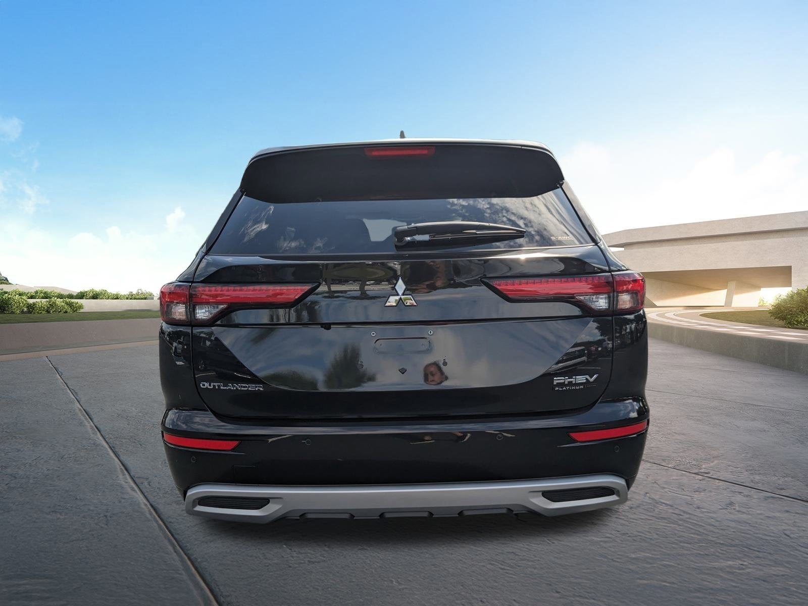 2025 Mitsubishi Outlander PHEV SEL Platinum Edition