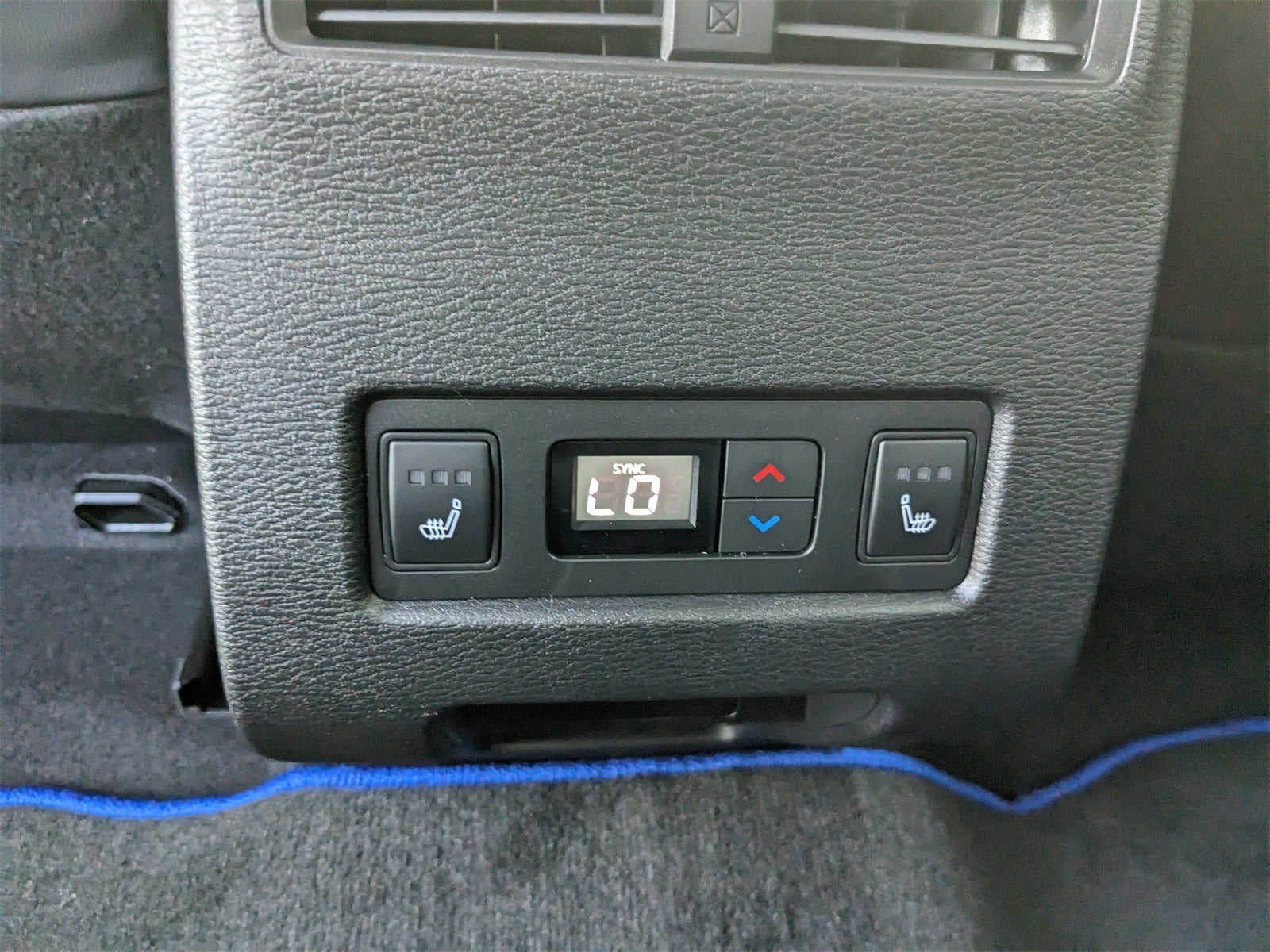 2025 Mitsubishi Outlander PHEV SEL