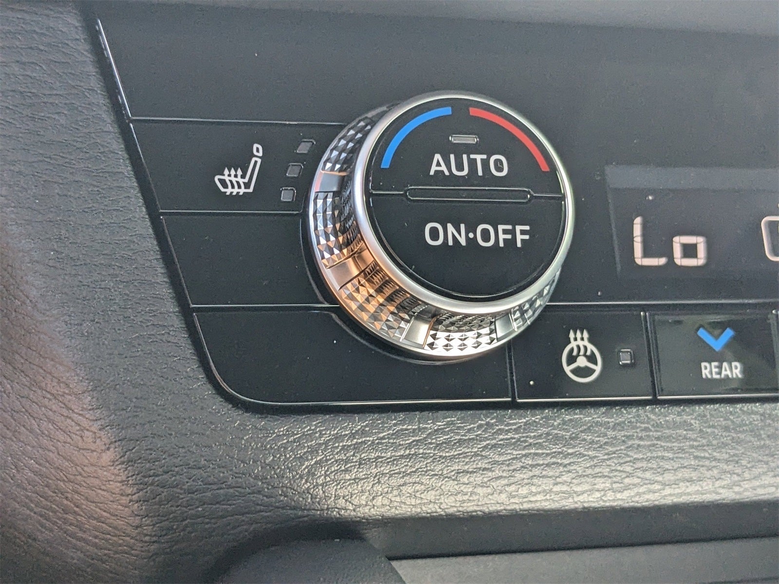 2025 Mitsubishi Outlander PHEV SEL