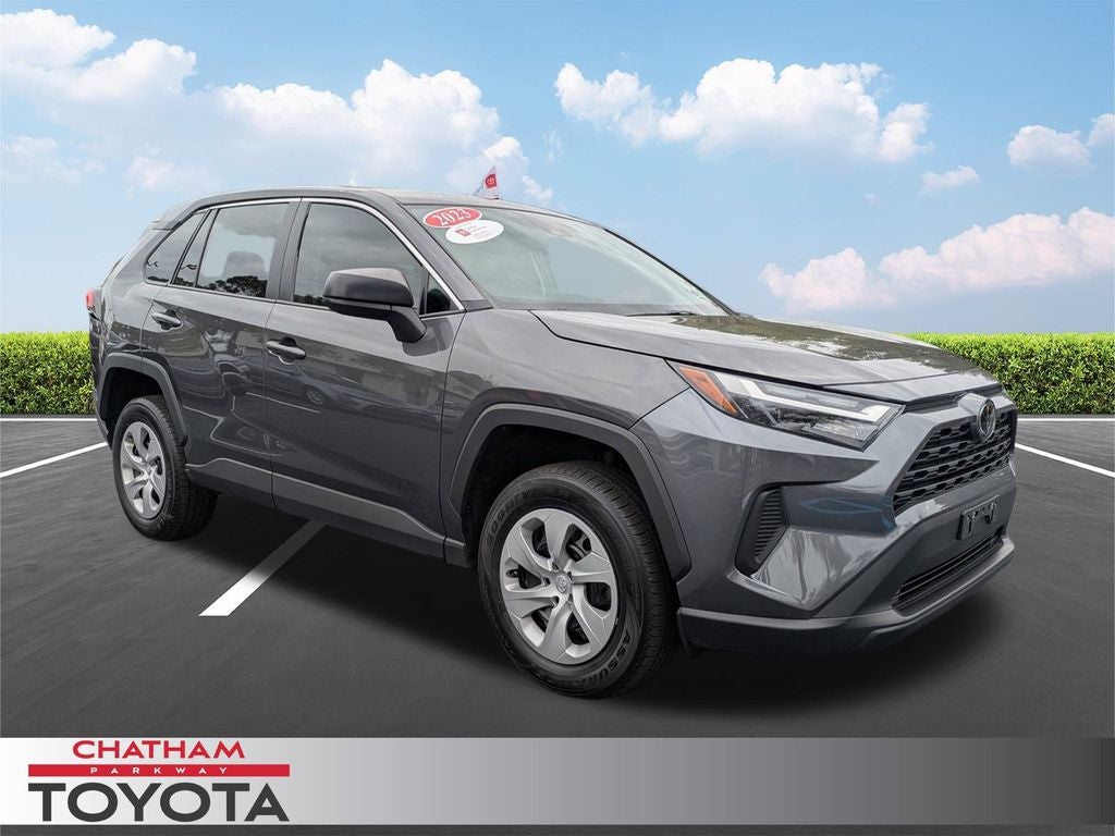2023 Toyota RAV4 LE