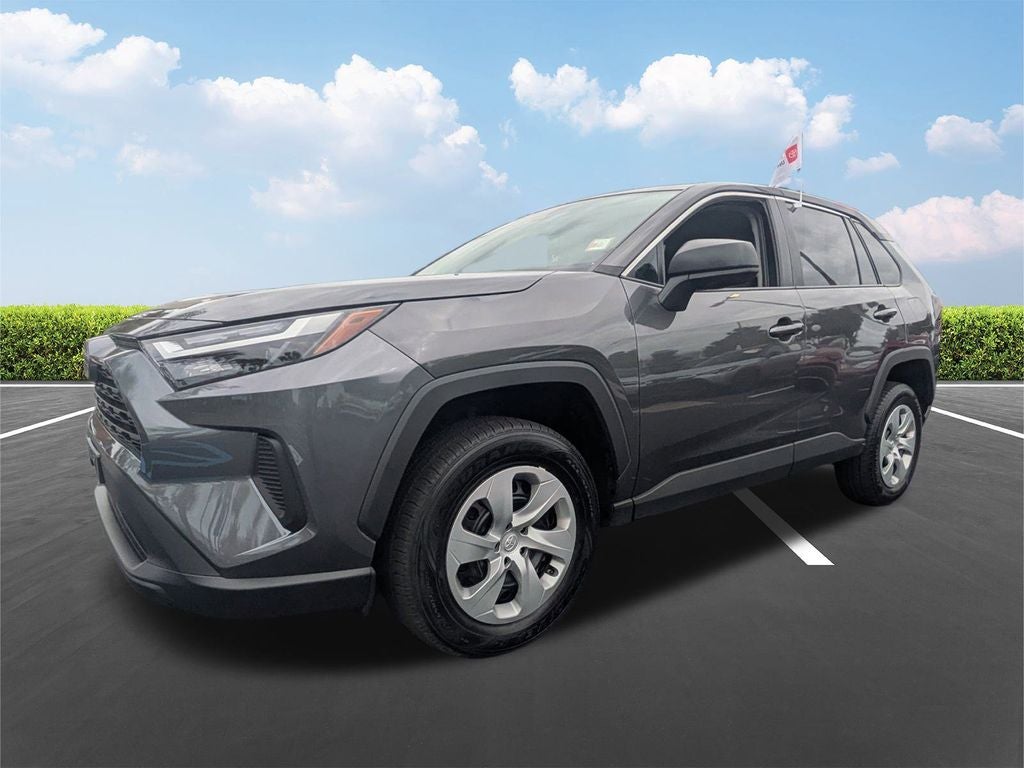 2023 Toyota RAV4 LE