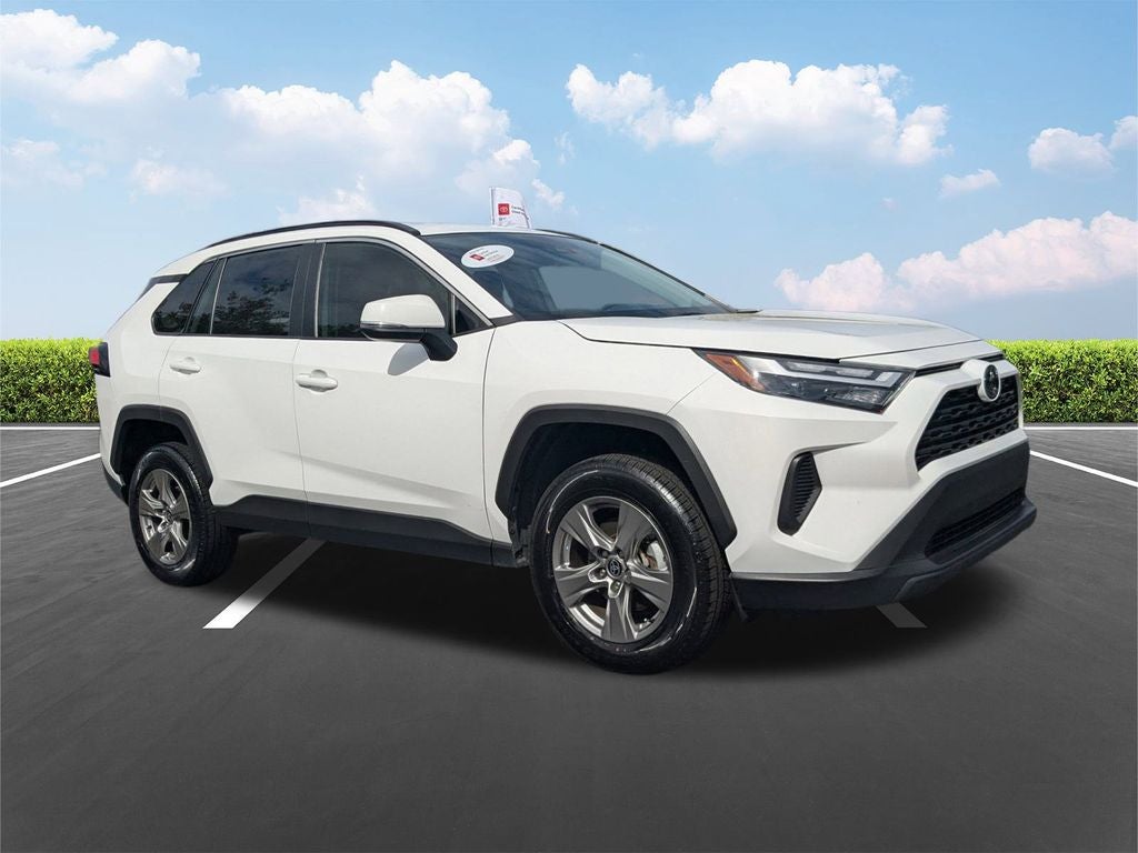 2024 Toyota RAV4 XLE