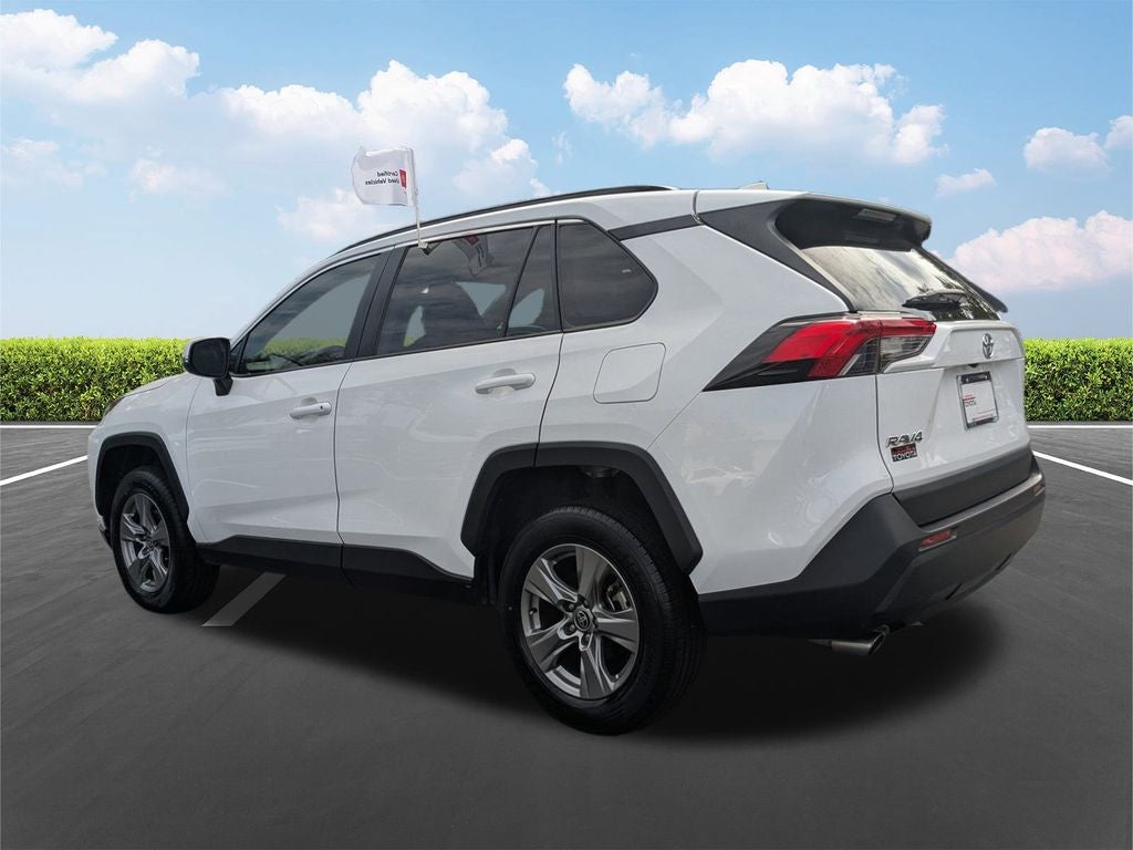 2024 Toyota RAV4 XLE
