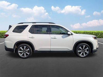2023 Honda Pilot Touring