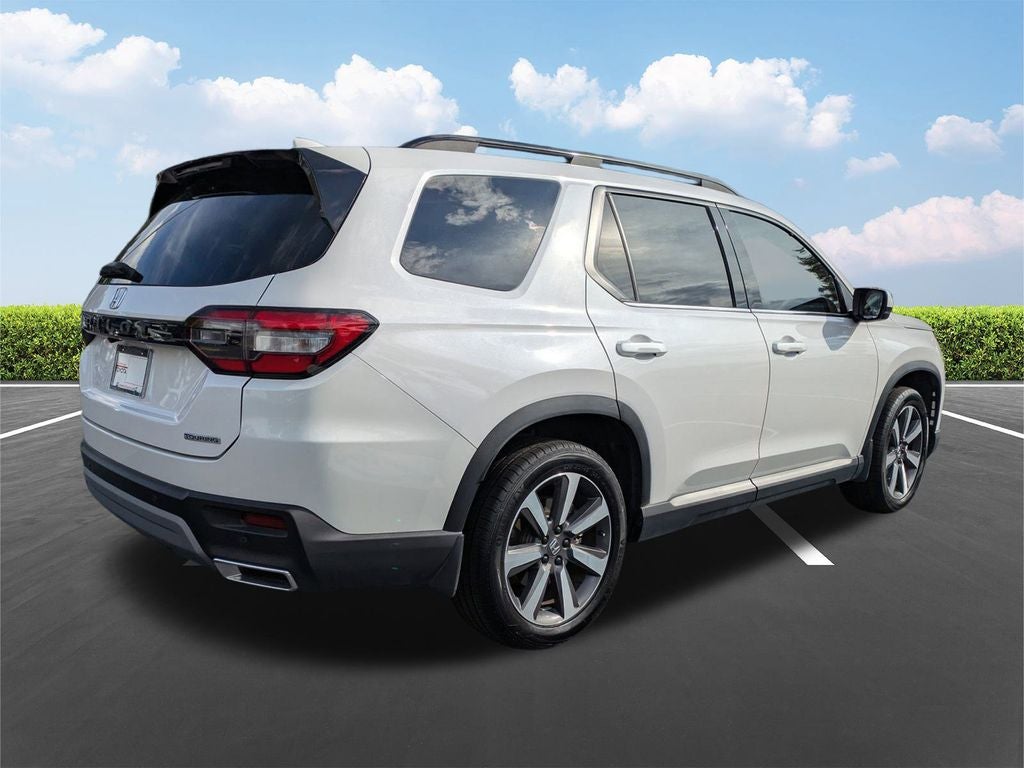 2023 Honda Pilot Touring