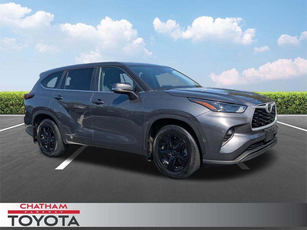 2024 Toyota Highlander LE