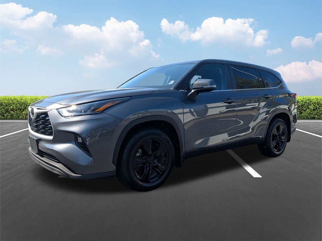 2024 Toyota Highlander LE