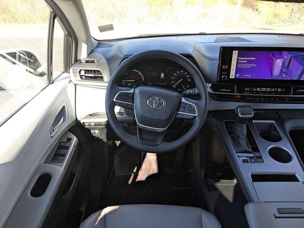 2025 Toyota Sienna XLE 7 Passenger