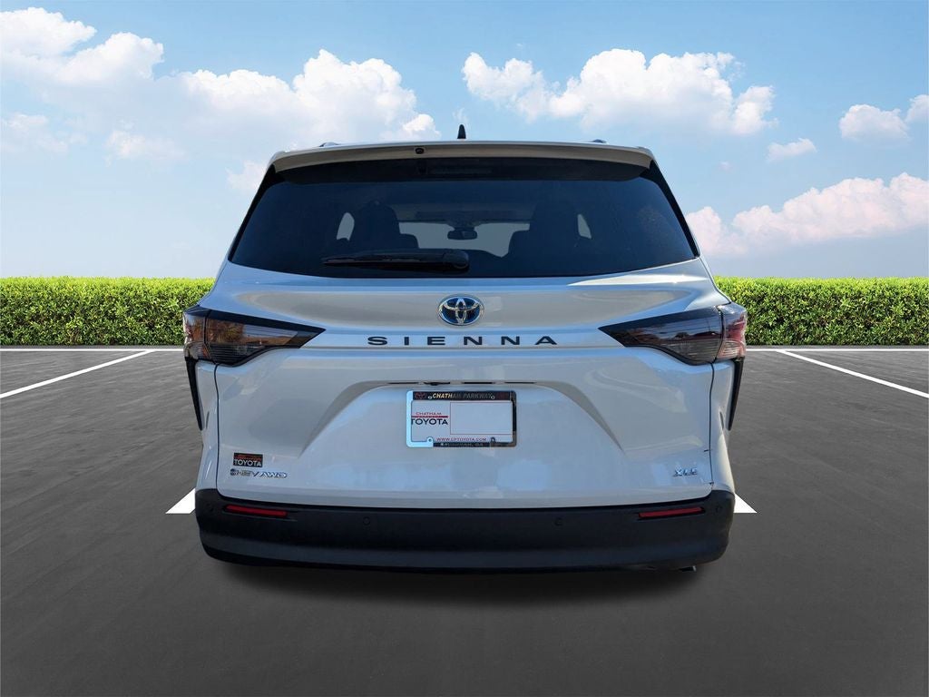 2025 Toyota Sienna XLE 7 Passenger