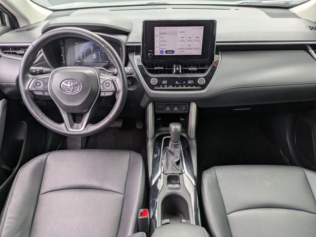 2024 Toyota Corolla Cross XLE