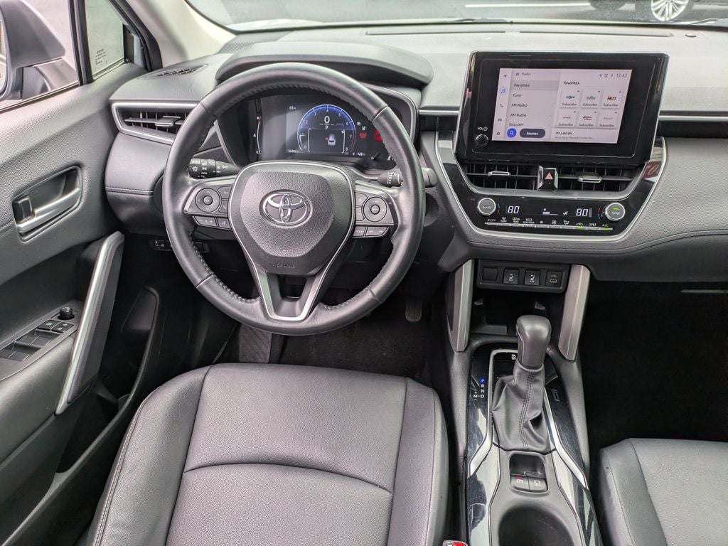 2024 Toyota Corolla Cross XLE