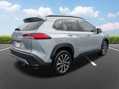2024 Toyota Corolla Cross XLE