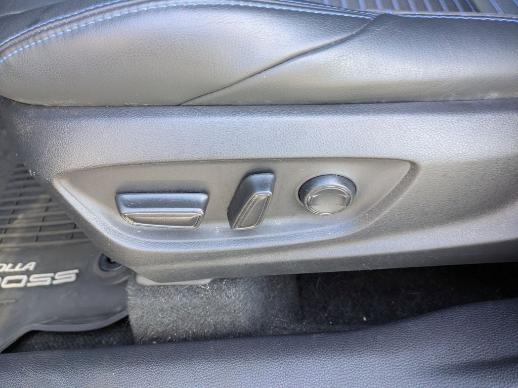 2023 Toyota Corolla Cross Hybrid XSE