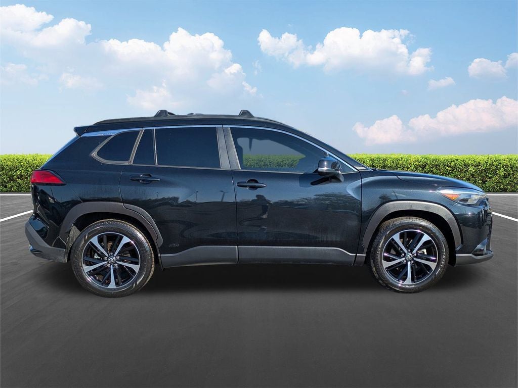 2023 Toyota Corolla Cross Hybrid XSE