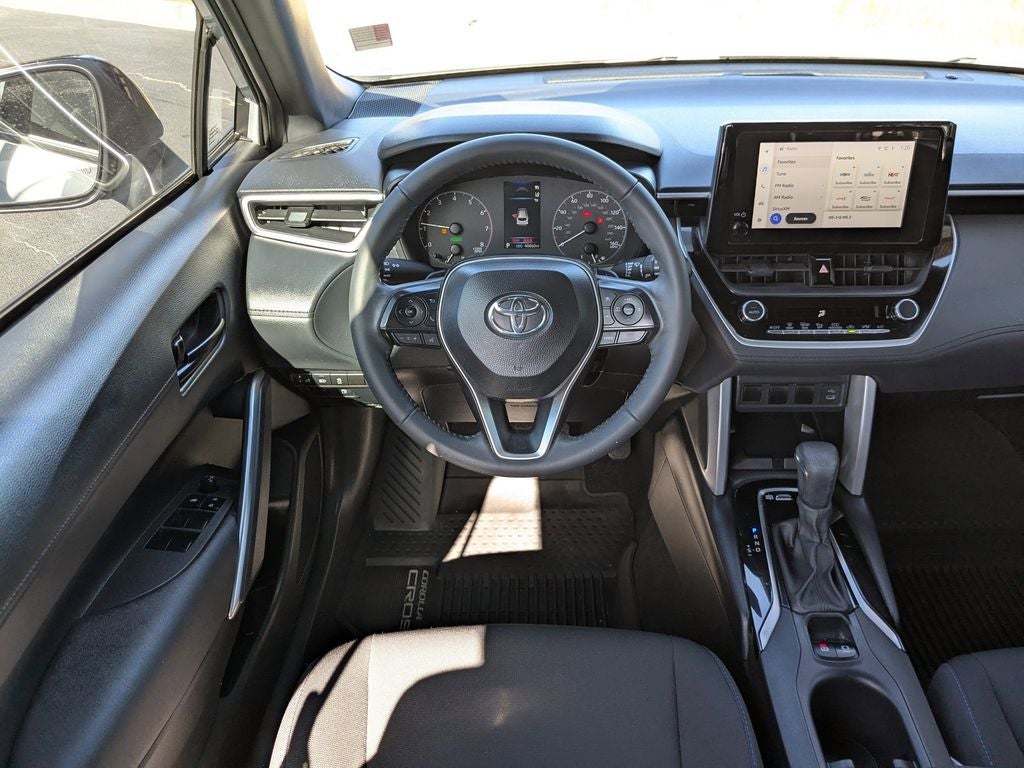 2024 Toyota Corolla Cross Hybrid SE