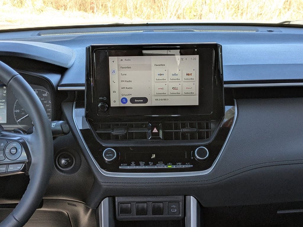 2024 Toyota Corolla Cross Hybrid SE