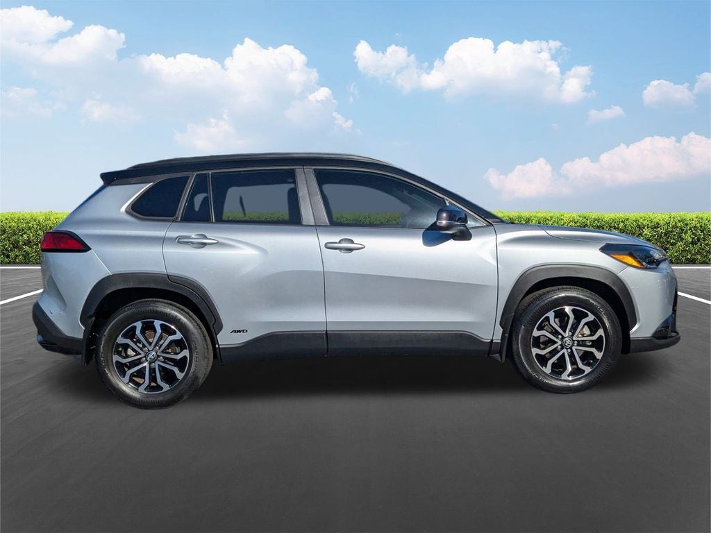 2024 Toyota Corolla Cross Hybrid SE