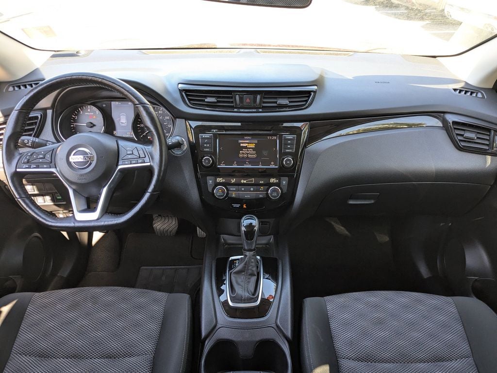 2022 Nissan Rogue Sport SV