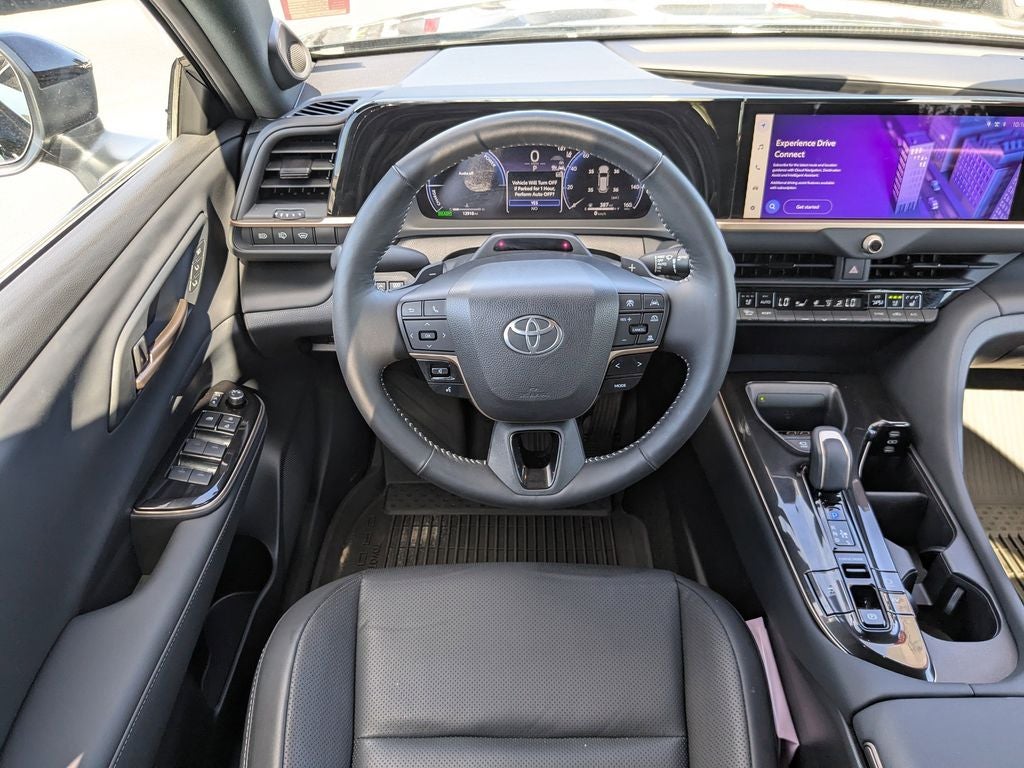 2025 Toyota Crown Signia Limited