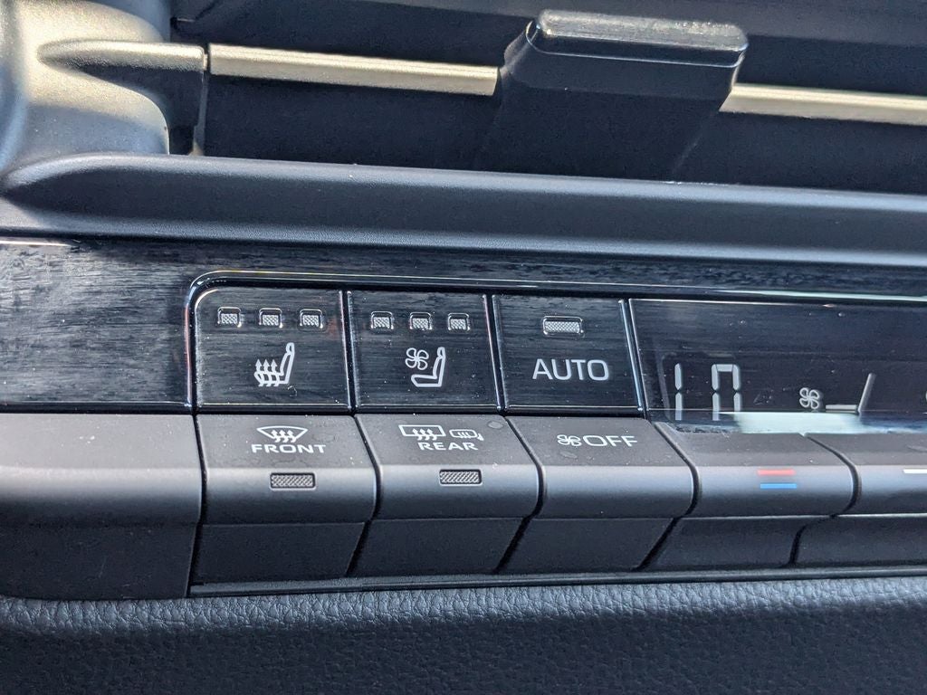 2025 Toyota Crown Signia Limited