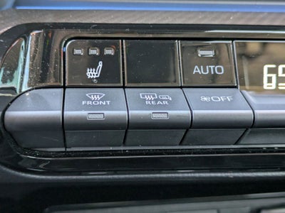 2023 Toyota Prius XLE